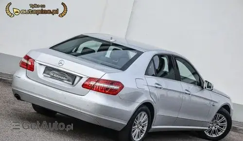 MERCEDES-BENZ Klasa E 