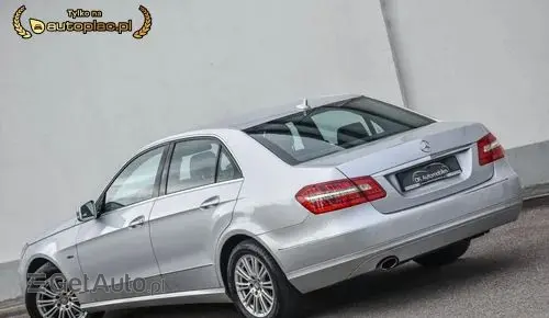 MERCEDES-BENZ Klasa E 