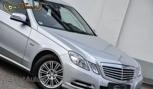 MERCEDES-BENZ Klasa E 