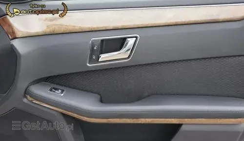 MERCEDES-BENZ Klasa E 