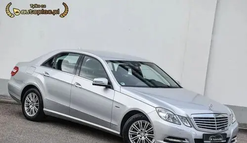 MERCEDES-BENZ Klasa E 