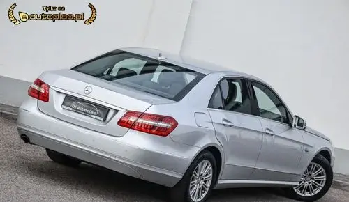 MERCEDES-BENZ Klasa E 
