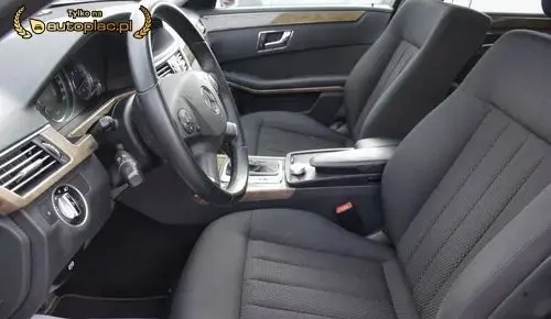 MERCEDES-BENZ Klasa E 