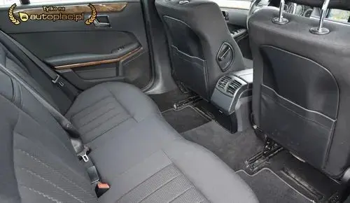 MERCEDES-BENZ Klasa E 