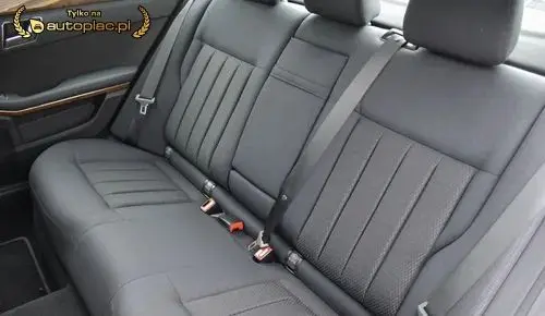 MERCEDES-BENZ Klasa E 