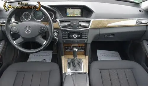 MERCEDES-BENZ Klasa E 