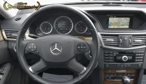 MERCEDES-BENZ Klasa E 