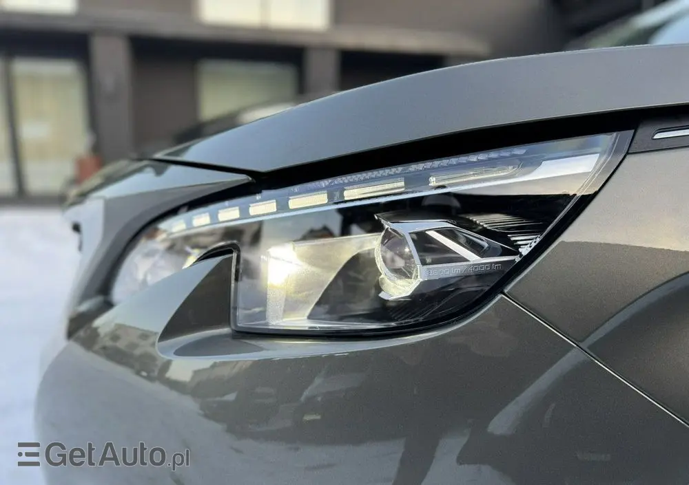PEUGEOT 3008 1.6 PureTech GPF Allure S&S EAT8
