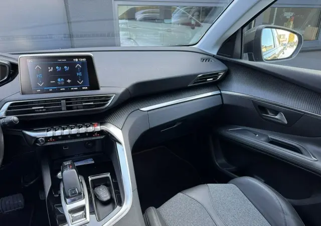 PEUGEOT 3008 1.6 PureTech GPF Allure S&S EAT8