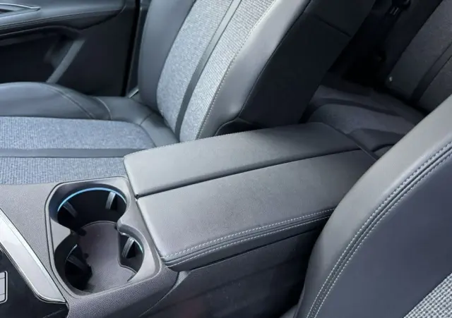 PEUGEOT 3008 1.6 PureTech GPF Allure S&S EAT8