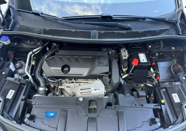 PEUGEOT 3008 1.6 PureTech GPF Allure S&S EAT8