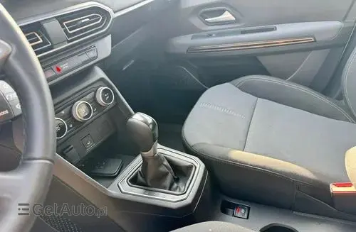 DACIA Jogger 