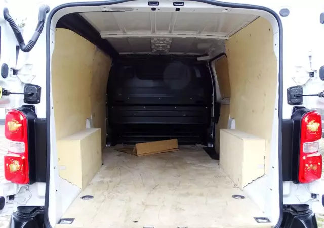 CITROËN JUMPY FURGON ELEKTRYK 100KW 