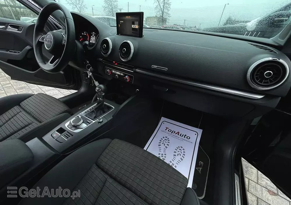 AUDI A3 35 TDI Sportback S tronic S line