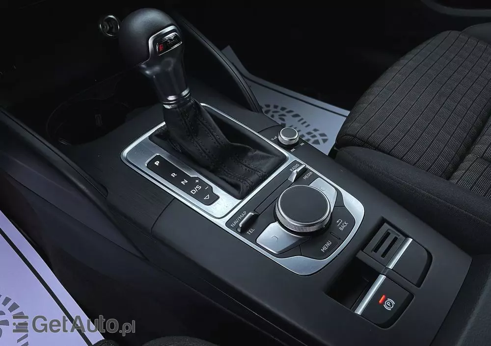 AUDI A3 35 TDI Sportback S tronic S line