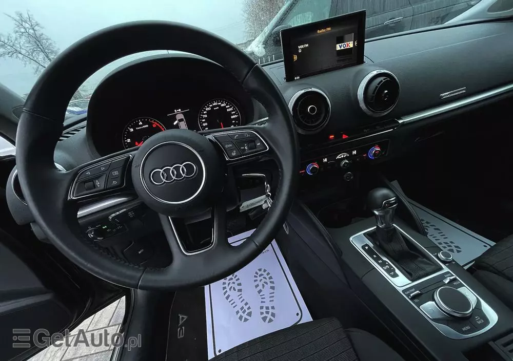 AUDI A3 35 TDI Sportback S tronic S line
