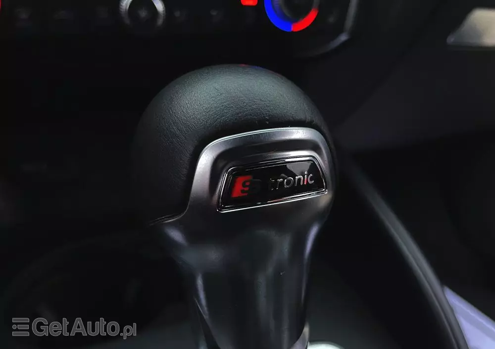 AUDI A3 35 TDI Sportback S tronic S line