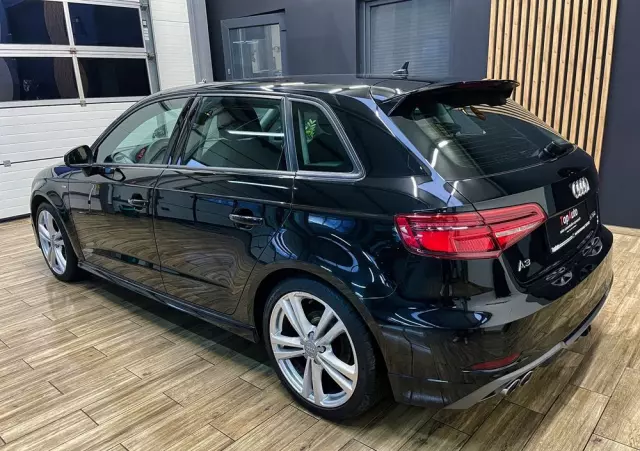 AUDI A3 35 TDI Sportback S tronic S line