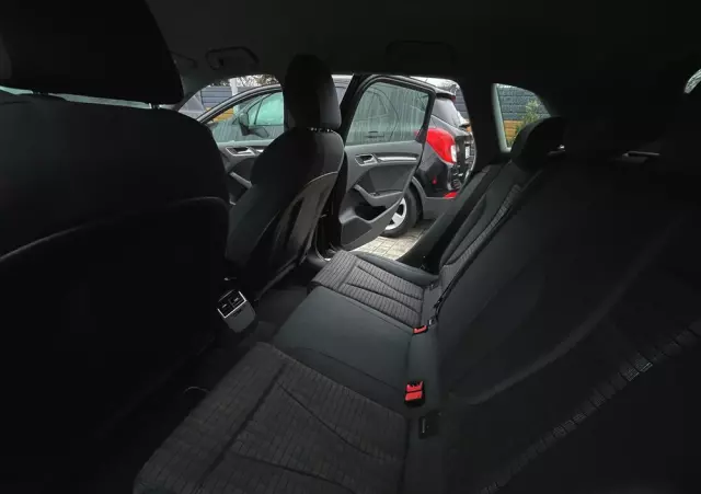 AUDI A3 35 TDI Sportback S tronic S line