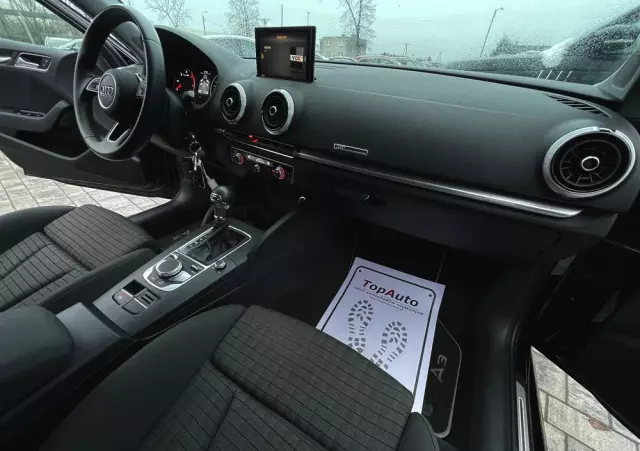 AUDI A3 35 TDI Sportback S tronic S line