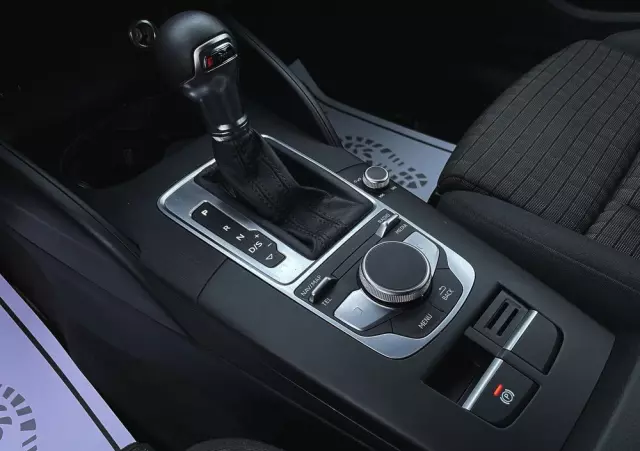 AUDI A3 35 TDI Sportback S tronic S line