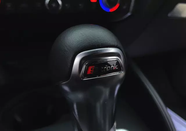 AUDI A3 35 TDI Sportback S tronic S line