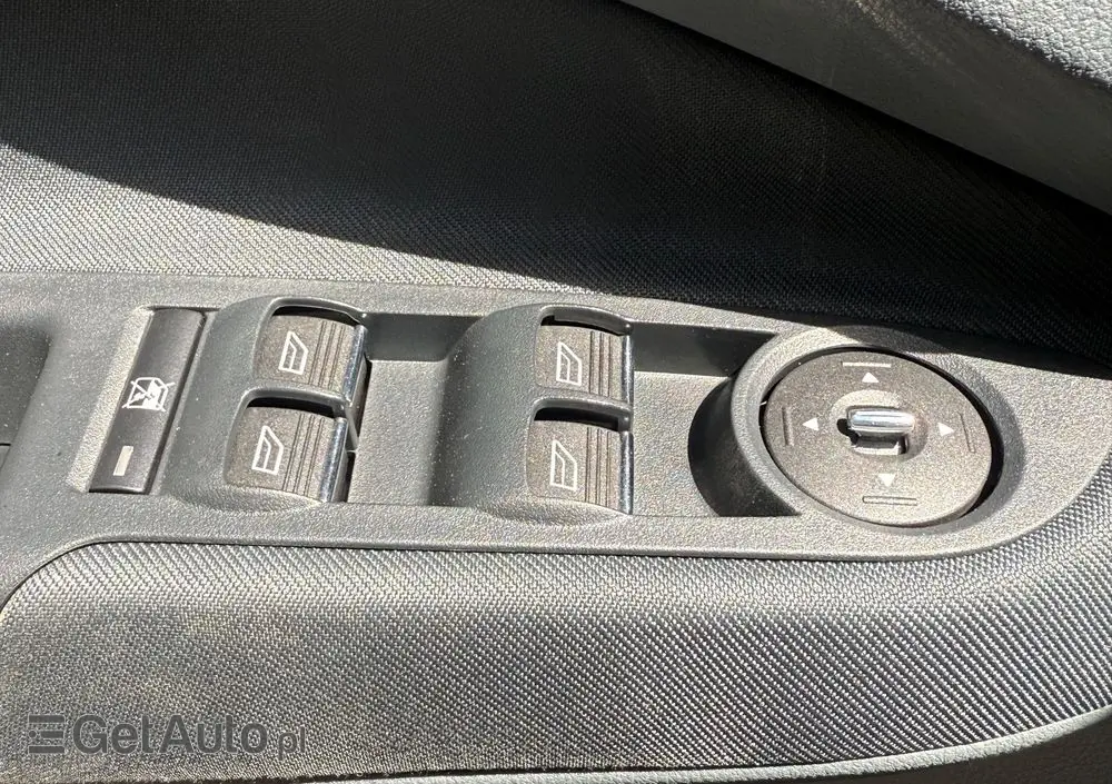 FORD C-MAX 1.0 EcoBoost Start-Stopp-System Business Edition