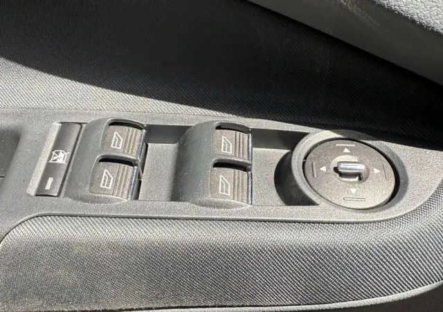 FORD C-MAX 1.0 EcoBoost Start-Stopp-System Business Edition