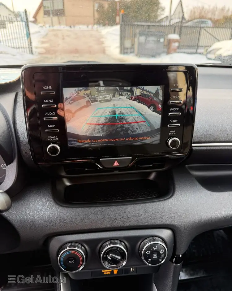 TOYOTA Yaris 1.5 Comfort