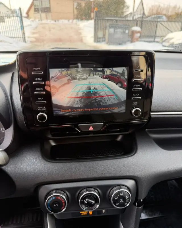 TOYOTA Yaris 1.5 Comfort