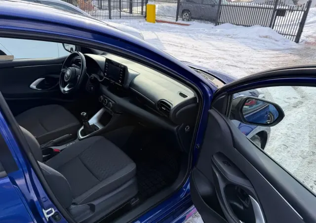 TOYOTA Yaris 1.5 Comfort