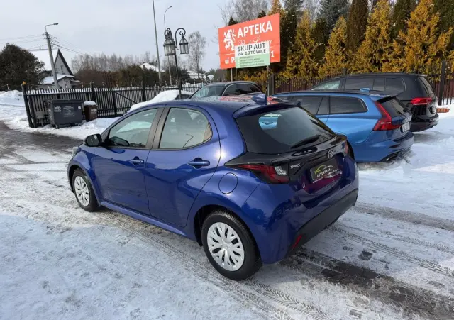 TOYOTA Yaris 1.5 Comfort
