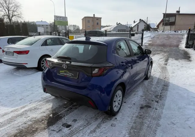TOYOTA Yaris 1.5 Comfort
