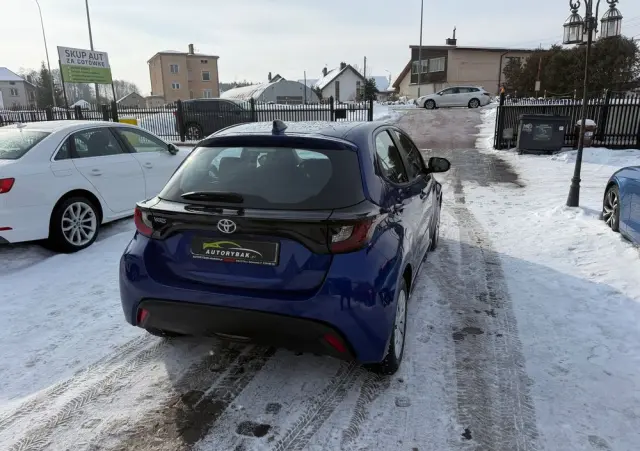 TOYOTA Yaris 1.5 Comfort