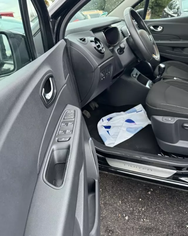 RENAULT Captur (ENERGY) TCe 90 LIMITED