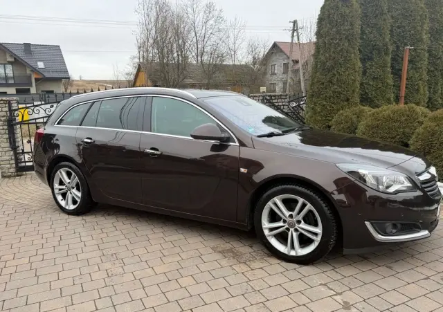 OPEL Insignia 2.0 Business Innovation