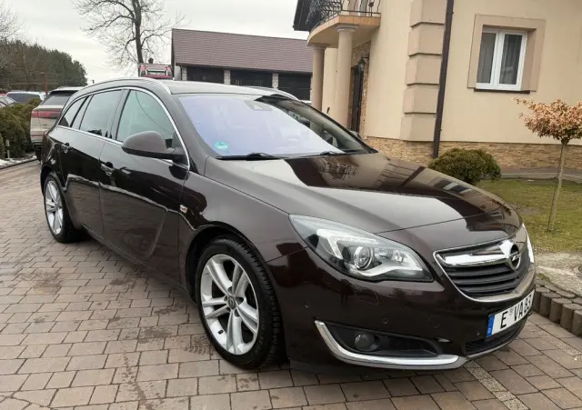 OPEL Insignia 2.0 Business Innovation