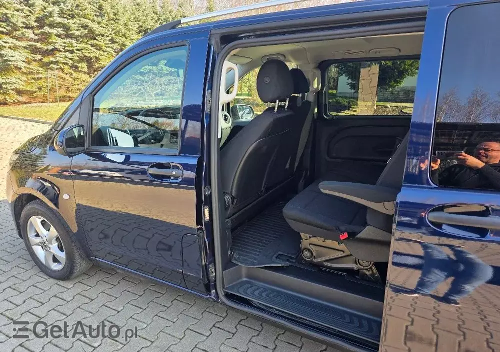 MERCEDES-BENZ Vito 114 CDI Tourer Kompakt HA SELECT