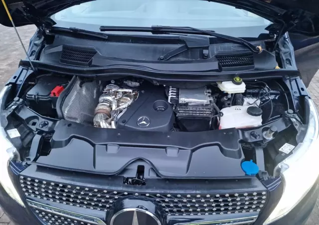 MERCEDES-BENZ Vito 114 CDI Tourer Kompakt HA SELECT