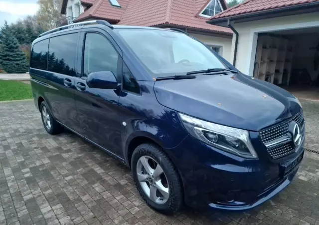 MERCEDES-BENZ Vito 114 CDI Tourer Kompakt HA SELECT