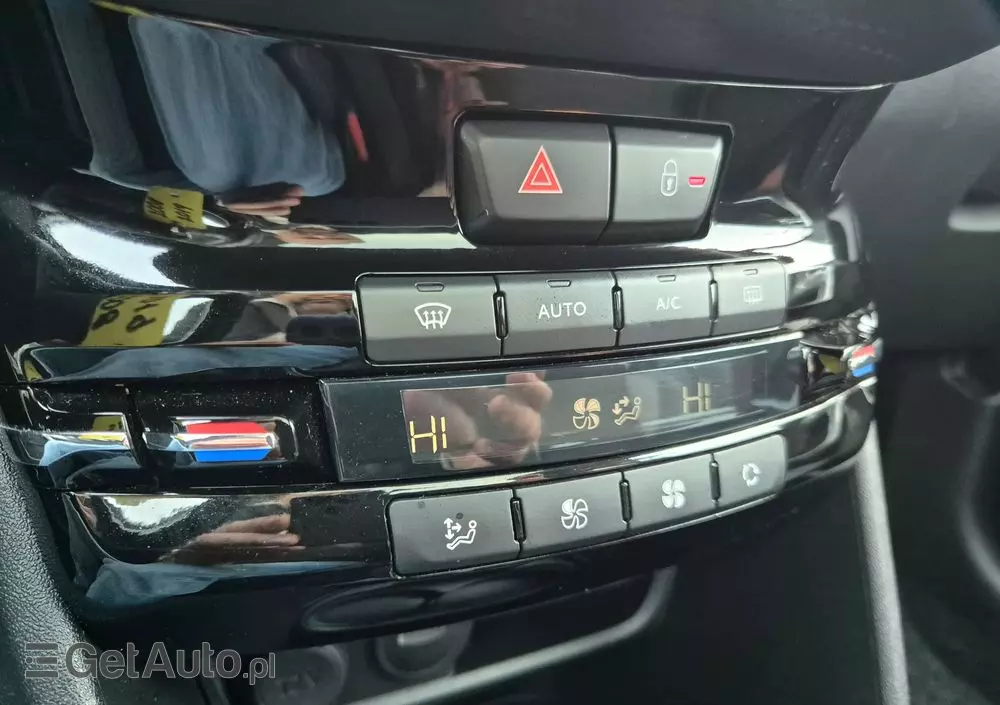 PEUGEOT 2008 1.2 Pure Tech Crossway S&S EAT6