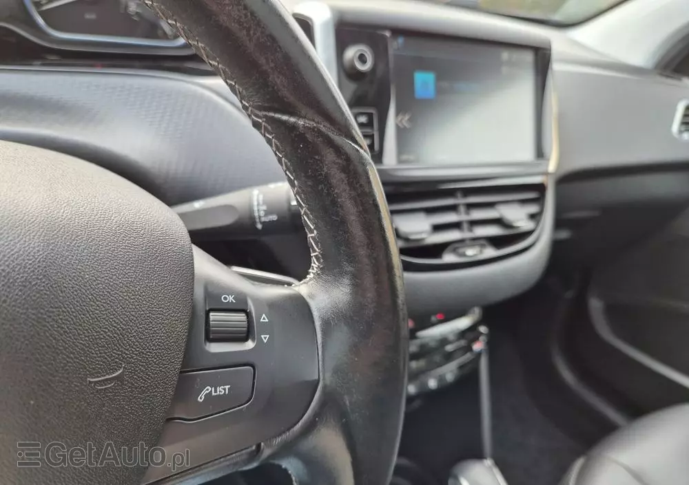 PEUGEOT 2008 1.2 Pure Tech Crossway S&S EAT6