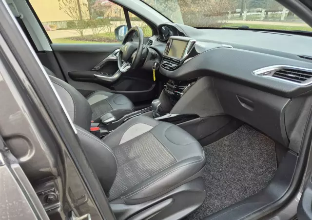 PEUGEOT 2008 1.2 Pure Tech Crossway S&S EAT6