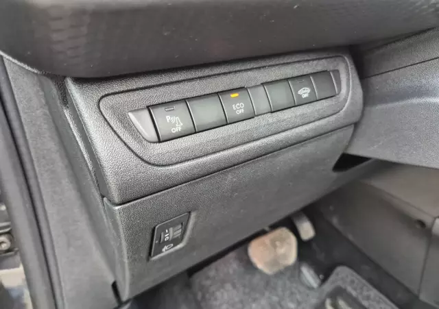 PEUGEOT 2008 1.2 Pure Tech Crossway S&S EAT6