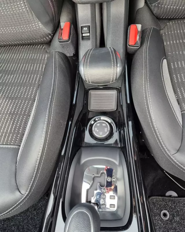 PEUGEOT 2008 1.2 Pure Tech Crossway S&S EAT6