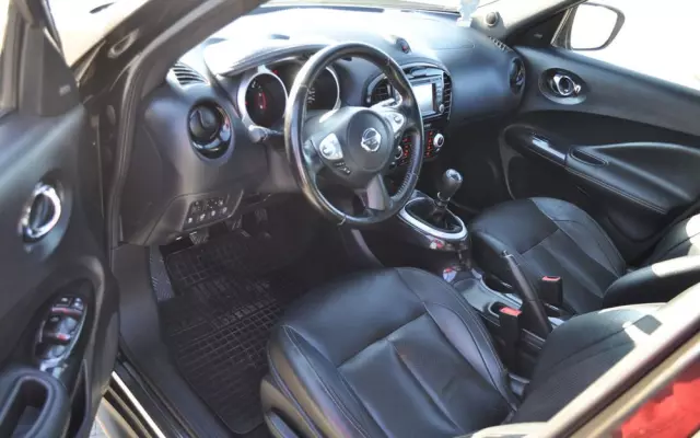 NISSAN Juke 