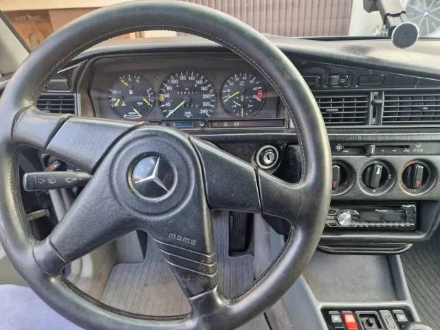 MERCEDES-BENZ W 201 (190) 