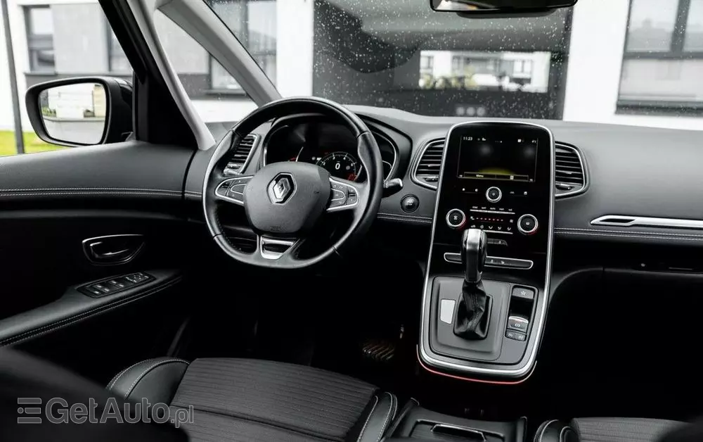 RENAULT Grand Scenic 