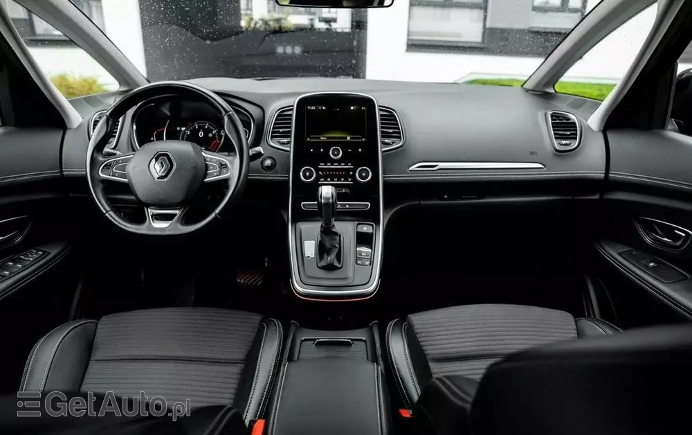 RENAULT Grand Scenic 