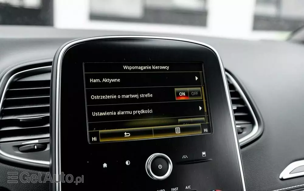 RENAULT Grand Scenic 